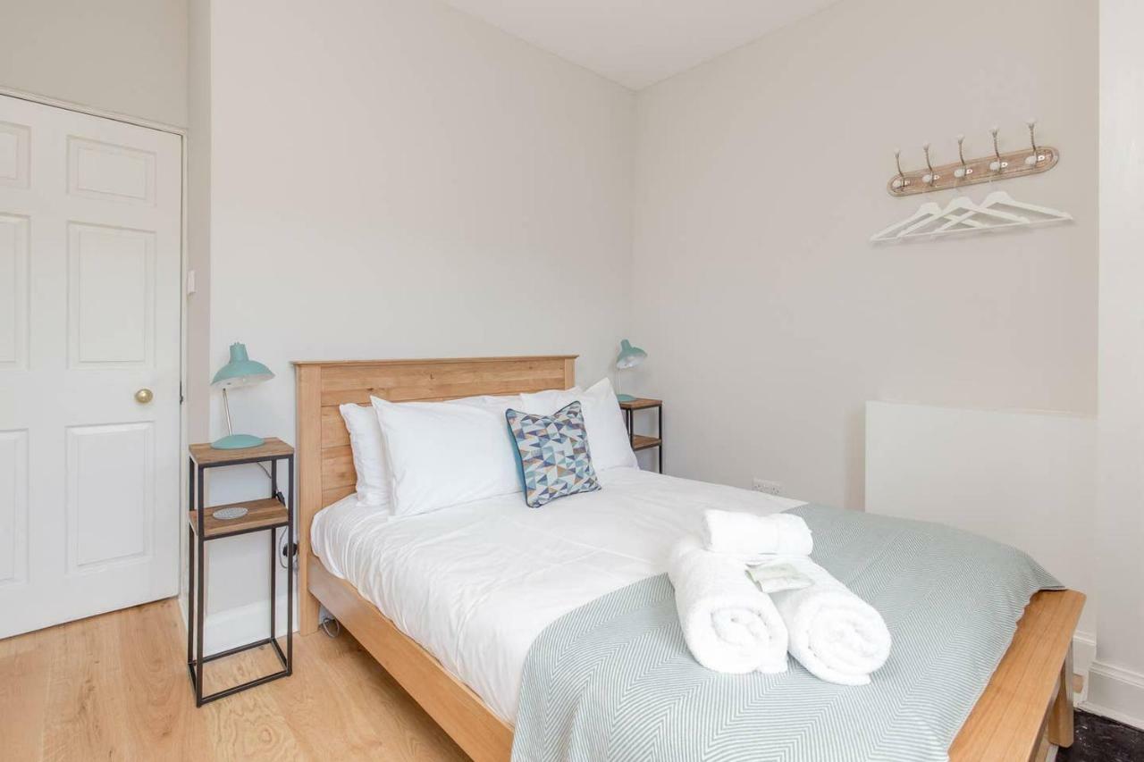 Altido Elegant Georgian 2-Bedrm Apt In Heart Of Old Town Apartment Edinburgh Ngoại thất bức ảnh